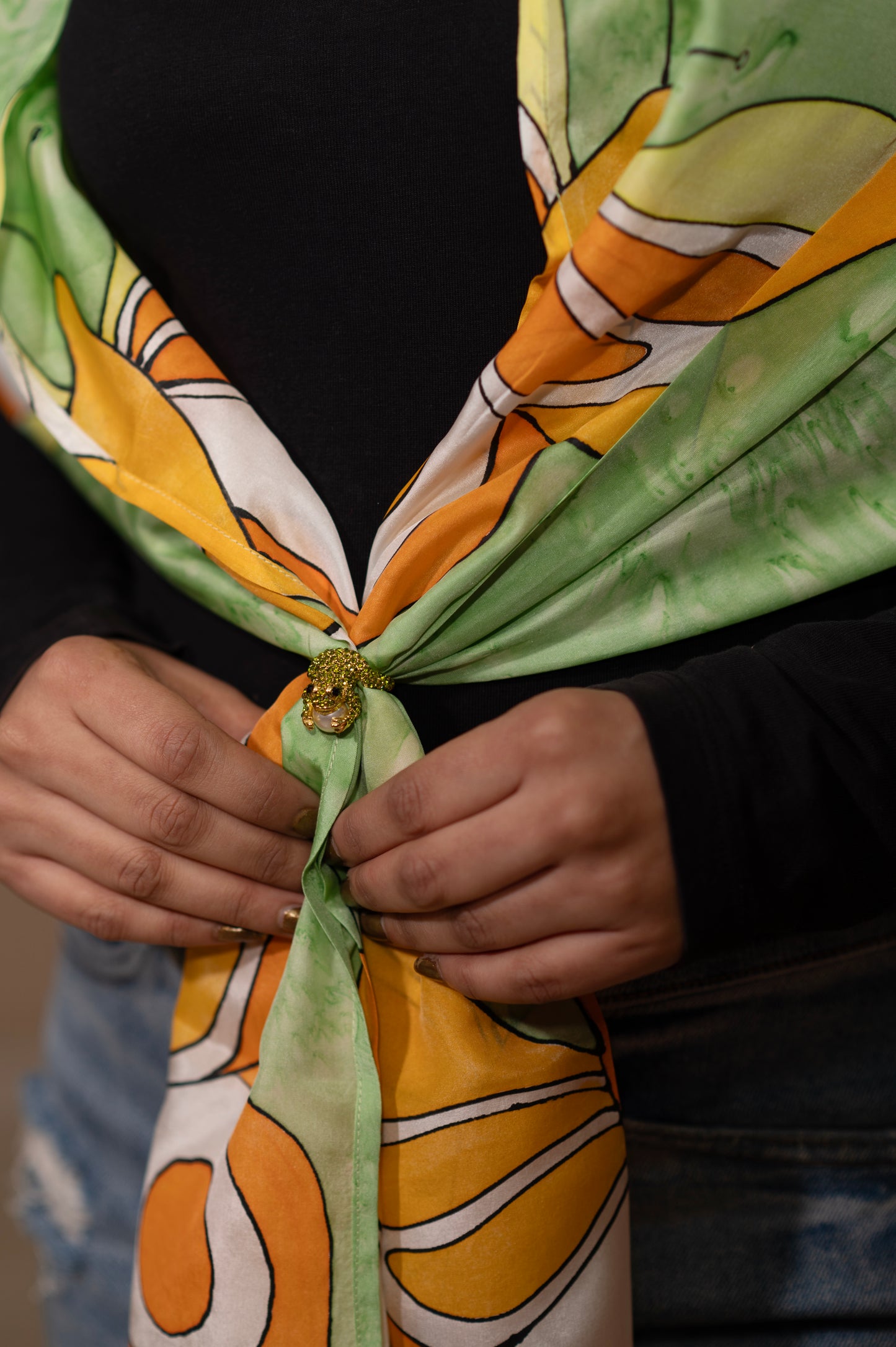 FLUTTER CHARM SILK SCARF